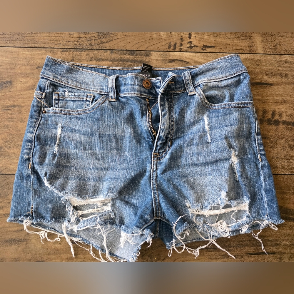 * Forever 21 Light Blue Distressed Denim Shorts Y2k‎ Casual Beach Ready 27
